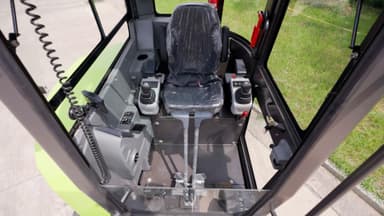 Hundal SkidLoader thumbnail