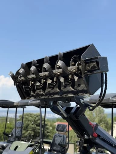 Hundal SkidLoader thumbnail