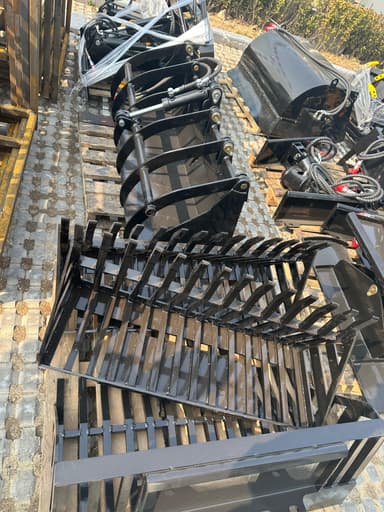 Hundal SkidLoader thumbnail